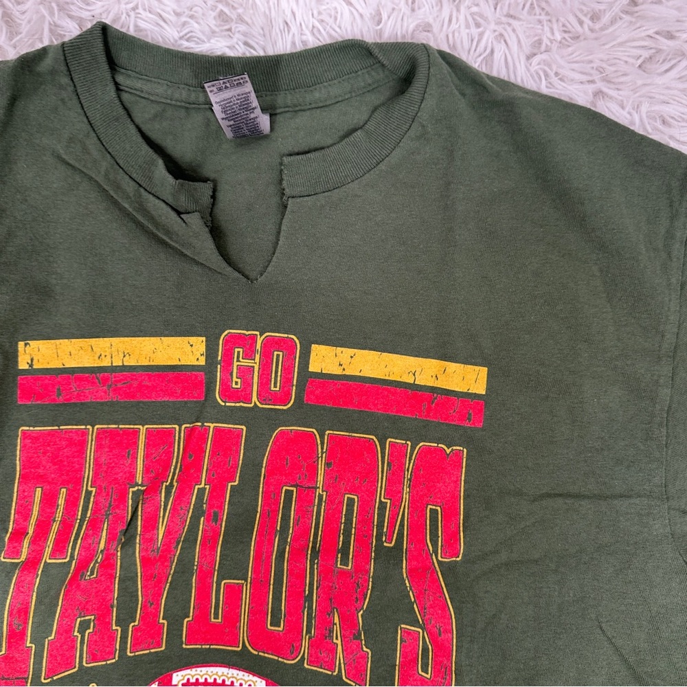 Go Taylors Boyfriend Tee Shirt Medium - Picture 4 of 5